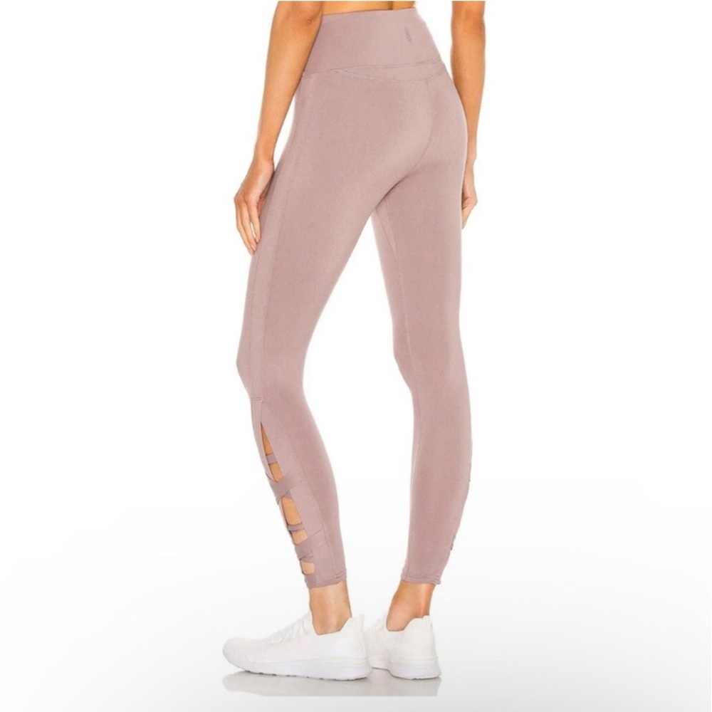 Free People Movement Very Prairie Leggings in Moonlight Mauve L